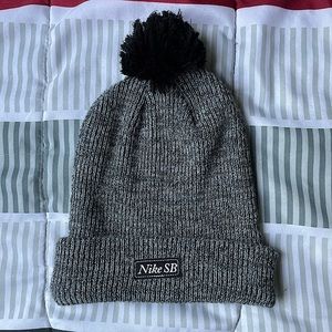 NIKE Beanie